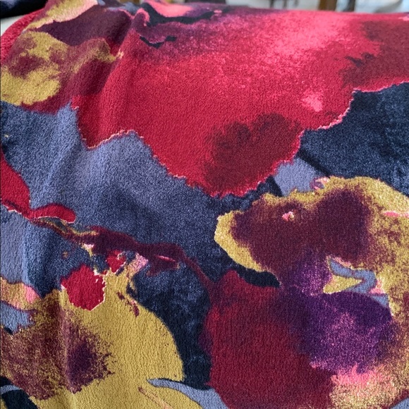 Habitat Button Front Top. - Picture 10 of 12